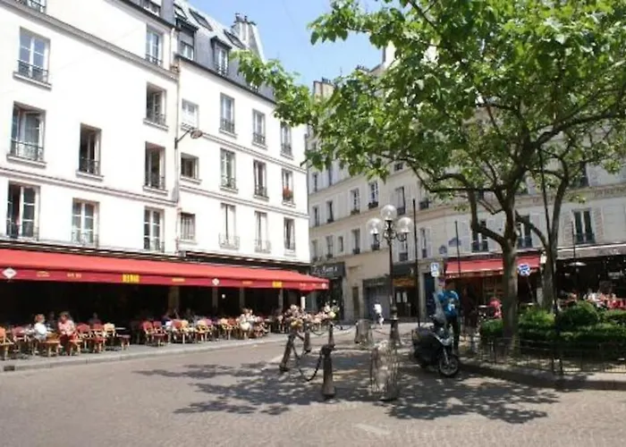 Fully Renovated Historic Apt In Heart Mouffetard