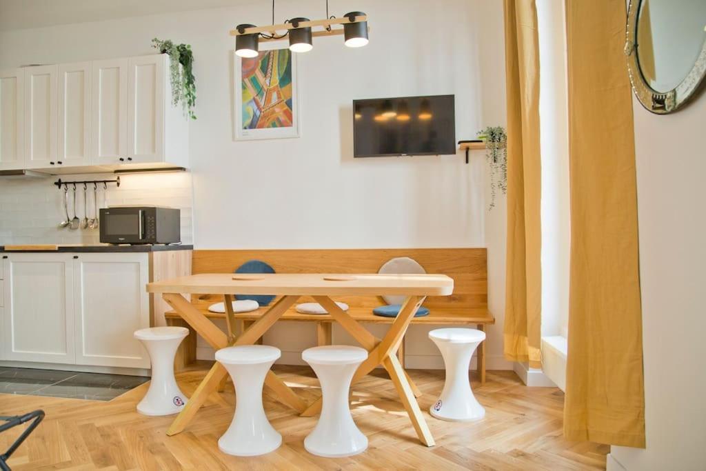 Fully Renovated Historic In Heart Mouffetard Appartement *